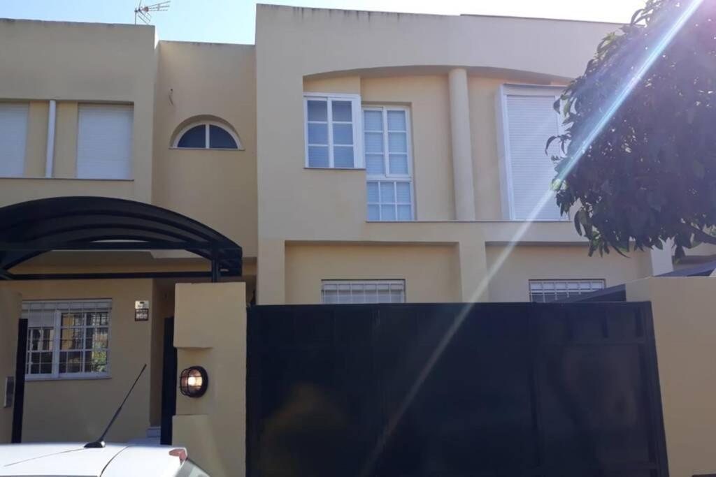 Casa De Lujo Con Piscina A 5 Minutos Andando Del Recinto Ferial Villa Jerez de la Frontera Exterior foto