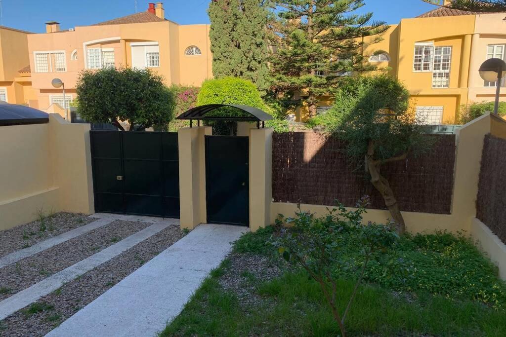 Casa De Lujo Con Piscina A 5 Minutos Andando Del Recinto Ferial Villa Jerez de la Frontera Exterior foto